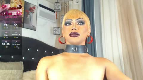 FREAKY ZIZI online show from April 25, 2026, 10:40 am
