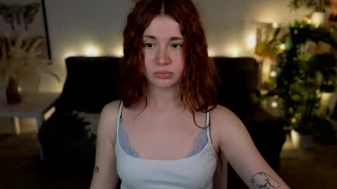 Snapshot of freckle_diyana chatting on June 9, 2026, 6:52 pm Diyana online show from June 9, 2026, 6:52 pm