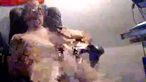 Snapshot of fred1051 chatting on March 20, 2026, 11:20 pm yo online show from March 20, 2026, 11:20 pm