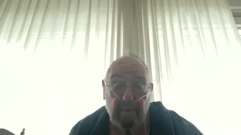 Snapshot of fredaldavid chatting on May 5, 2026, 8:00 am David Fredal online show from May 5, 2026, 8:00 am