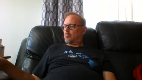 Snapshot of freddieknuck chatting on July 9, 2026, 8:24 pm Just Fred online show from July 9, 2026, 8:24 pm