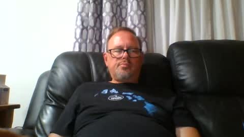 Snapshot of freddieknuck chatting on July 10, 2026, 8:29 am Just Fred online show from July 10, 2026, 8:29 am