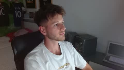 Snapshot of freddy_star chatting on May 30, 2026, 9:01 pm Frederick Perin online show from May 30, 2026, 9:01 pm