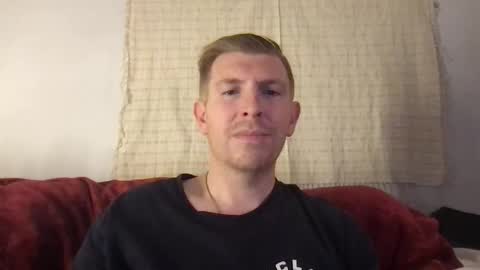 Snapshot of freddyfootball chatting on April 14, 2026, 12:38 am Freddy Foot Balls online show from April 14, 2026, 12:38 am