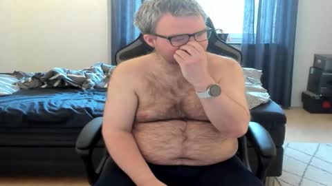 Snapshot of fredrik386959 chatting on December 20, 2025, 11:06 am Fredrik online show from December 20, 2025, 11:06 am
