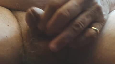 Snapshot of free_amos chatting on June 17, 2026, 4:37 am free_amos online show from June 17, 2026, 4:37 am