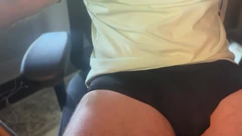 free_fly9 online show from June 13, 2026, 5:44 pm