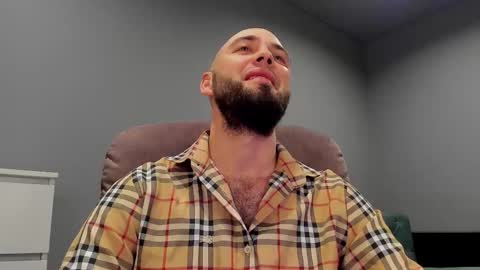 Snapshot of free_man___ chatting on October 16, 2025, 7:59 pm Andrew online show from October 16, 2025, 7:59 pm