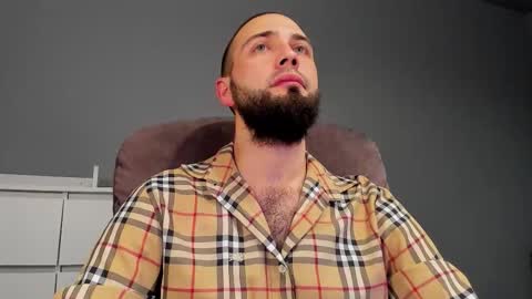 Snapshot of free_man___ chatting on October 29, 2025, 5:04 pm Andrew online show from October 29, 2025, 5:04 pm