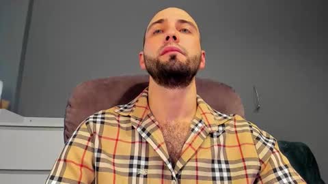 Snapshot of free_man___ chatting on November 15, 2025, 7:27 am Andrew online show from November 15, 2025, 7:27 am