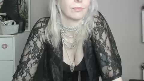 Snapshot of freeanne chatting on July 14, 2026, 10:21 am Anne online show from July 14, 2026, 10:21 am