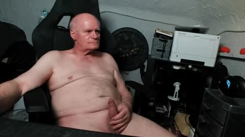 Snapshot of freecamdick chatting on June 26, 2026, 10:52 am freecamdick online show from June 26, 2026, 10:52 am