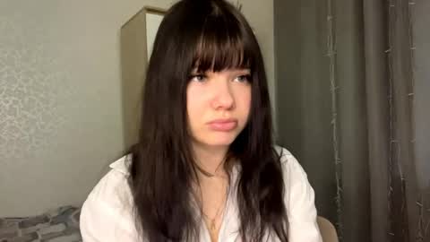 Jenny online show from May 4, 2026, 4:08 am