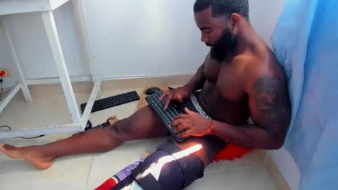 Snapshot of freedom_24 chatting on December 24, 2024, 4:19 pm shakur online show from December 24, 2024, 4:19 pm