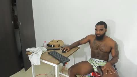 Snapshot of freedom_24 chatting on January 22, 2025, 3:29 pm shakur online show from January 22, 2025, 3:29 pm