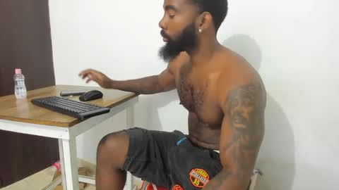 Snapshot of freedom_24 chatting on February 1, 2025, 1:44 am shakur online show from February 1, 2025, 1:44 am