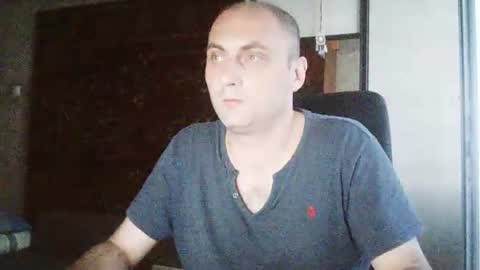Snapshot of freeeman90 chatting on June 21, 2026, 5:21 am freeeman90 online show from June 21, 2026, 5:21 am