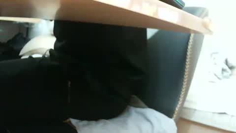 Snapshot of freeuptopia2 chatting on September 19, 2025, 3:34 pm K-Dick online show from September 19, 2025, 3:34 pm