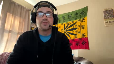 Snapshot of freezeskiii chatting on October 29, 2025, 4:42 pm freezeskiii online show from October 29, 2025, 4:42 pm