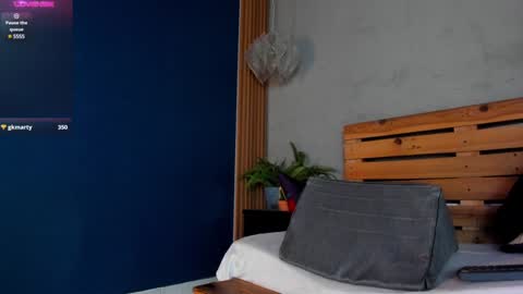 Snapshot of french_sexx chatting on January 11, 2025, 4:27 am Xavier online show from January 11, 2025, 4:27 am