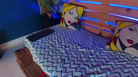 Snapshot of french_sexx chatting on February 10, 2025, 3:57 am Xavier online show from February 10, 2025, 3:57 am