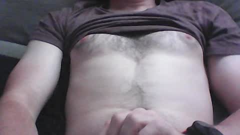 Snapshot of frencheeboy chatting on June 16, 2026, 12:13 am frencheeboy online show from June 16, 2026, 12:13 am