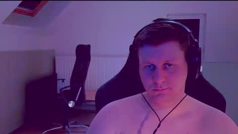 Snapshot of frenchfrieswithmayo chatting on October 4, 2025, 5:22 pm French fries online show from October 4, 2025, 5:22 pm