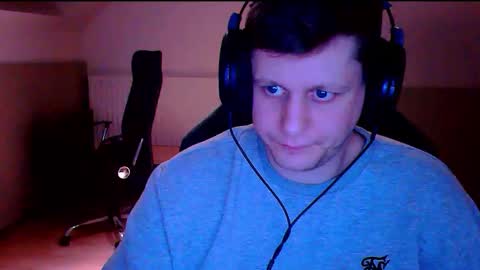 Snapshot of frenchfrieswithmayo chatting on October 6, 2025, 6:05 pm French fries online show from October 6, 2025, 6:05 pm