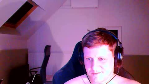 Snapshot of frenchfrieswithmayo chatting on October 18, 2025, 8:09 pm French fries online show from October 18, 2025, 8:09 pm