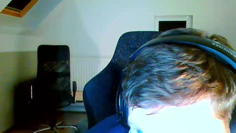 Snapshot of frenchfrieswithmayo chatting on October 24, 2025, 5:09 pm French fries online show from October 24, 2025, 5:09 pm