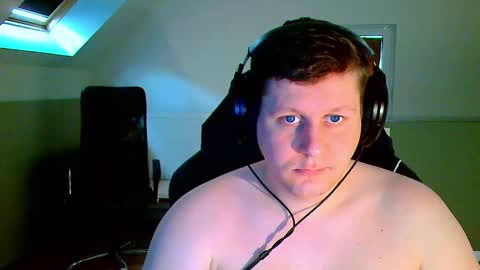 Snapshot of frenchfrieswithmayo chatting on October 26, 2025, 3:07 pm French fries online show from October 26, 2025, 3:07 pm