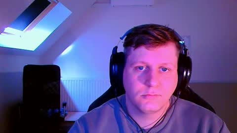 Snapshot of frenchfrieswithmayo chatting on November 12, 2025, 11:43 am French fries online show from November 12, 2025, 11:43 am