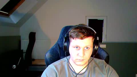 Snapshot of frenchfrieswithmayo chatting on November 23, 2025, 2:06 pm French fries online show from November 23, 2025, 2:06 pm