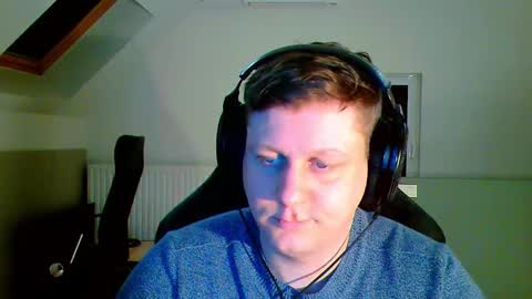 Snapshot of frenchfrieswithmayo chatting on December 21, 2025, 5:20 pm French fries online show from December 21, 2025, 5:20 pm