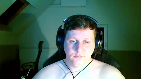 Snapshot of frenchfrieswithmayo chatting on January 5, 2026, 7:39 pm French fries online show from January 5, 2026, 7:39 pm