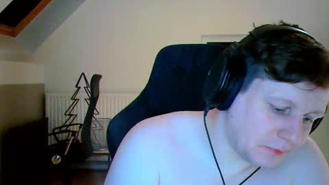 Snapshot of frenchfrieswithmayo chatting on January 7, 2026, 8:00 pm French fries online show from January 7, 2026, 8:00 pm