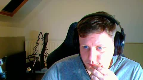 Snapshot of frenchfrieswithmayo chatting on January 14, 2026, 8:14 pm French fries online show from January 14, 2026, 8:14 pm