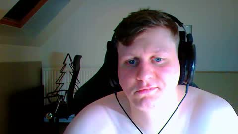 Snapshot of frenchfrieswithmayo chatting on January 15, 2026, 7:28 pm French fries online show from January 15, 2026, 7:28 pm