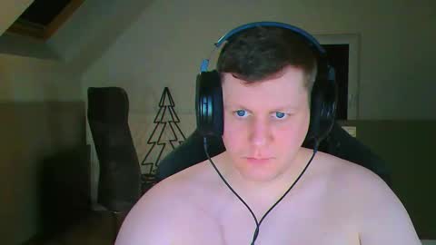 Snapshot of frenchfrieswithmayo chatting on March 1, 2026, 6:21 pm French fries online show from March 1, 2026, 6:21 pm