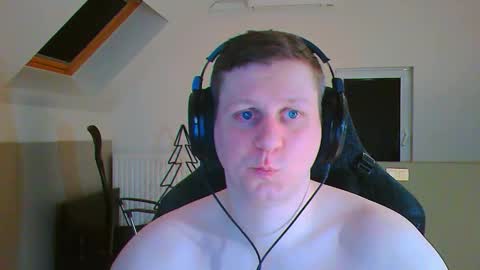 Snapshot of frenchfrieswithmayo chatting on March 12, 2026, 6:58 pm French fries online show from March 12, 2026, 6:58 pm