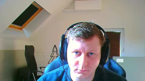 Snapshot of frenchfrieswithmayo chatting on March 15, 2026, 3:07 pm French fries online show from March 15, 2026, 3:07 pm