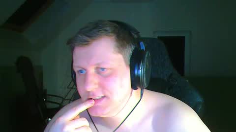 Snapshot of frenchfrieswithmayo chatting on March 20, 2026, 6:46 pm French fries online show from March 20, 2026, 6:46 pm