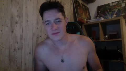 Snapshot of frenchhornybibs chatting on December 26, 2024, 11:35 pm French Horny Bibs online show from December 26, 2024, 11:35 pm