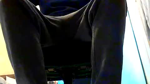 Snapshot of frenchpapalover chatting on March 4, 2025, 7:41 am frenchpapalover online show from March 4, 2025, 7:41 am