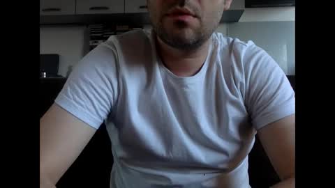 Snapshot of frenchy_from_paris chatting on March 20, 2026, 5:18 pm frenchy_from_paris online show from March 20, 2026, 5:18 pm