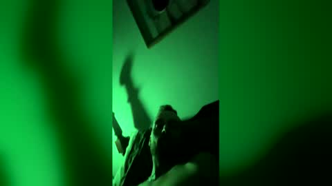 frenchyy710 online show from April 13, 2026, 3:01 am