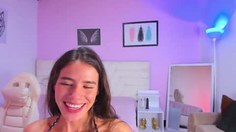 fresitalove01 online show from September 20, 2025, 1:01 pm