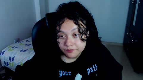 Snapshot of freud_x_louise1 chatting on January 17, 2025, 8:24 am Louise online show from January 17, 2025, 8:24 am