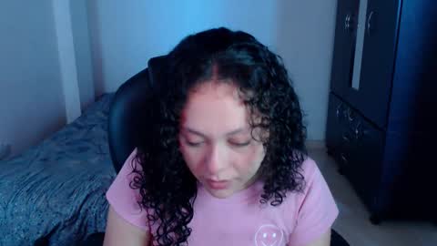 Snapshot of freud_x_louise1 chatting on November 10, 2025, 12:48 pm Louise online show from November 10, 2025, 12:48 pm