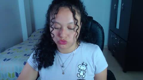 Snapshot of freud_x_louise1 chatting on February 22, 2026, 2:13 am Louise online show from February 22, 2026, 2:13 am